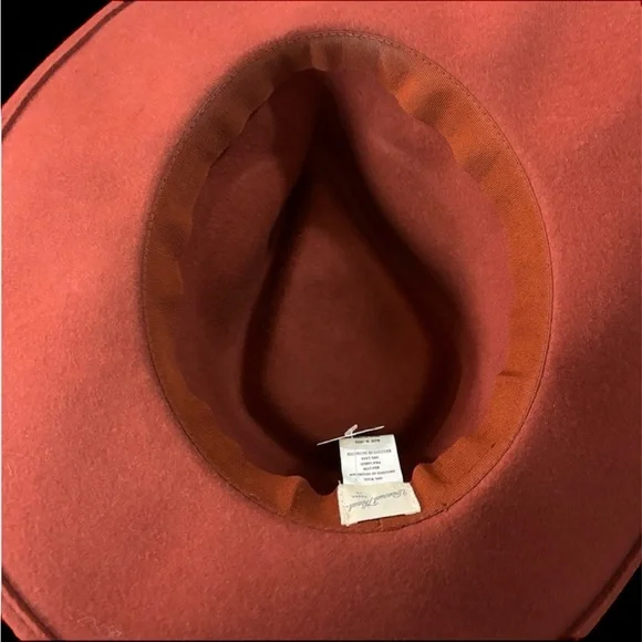 Universal Thread Rust Hat with Patterned Band - Picture 7 of 7